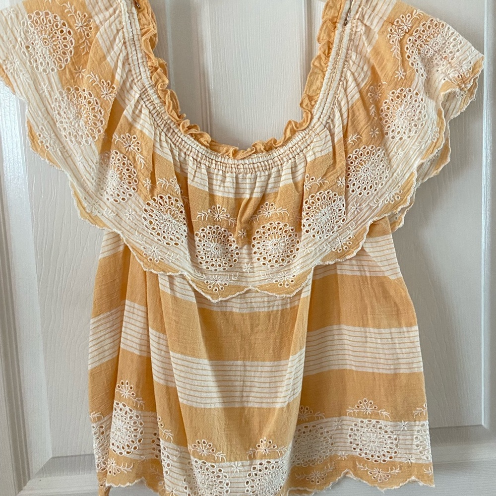 American Eagle Outfitters Mustard and Cream Blouse